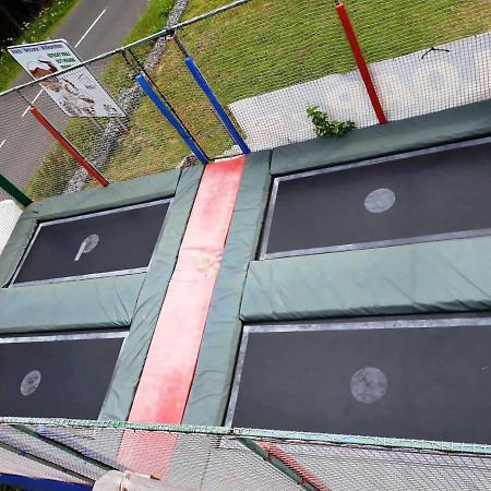 Sportcentrum Klinovec Loučná pod Klínovcem Exteriör bild